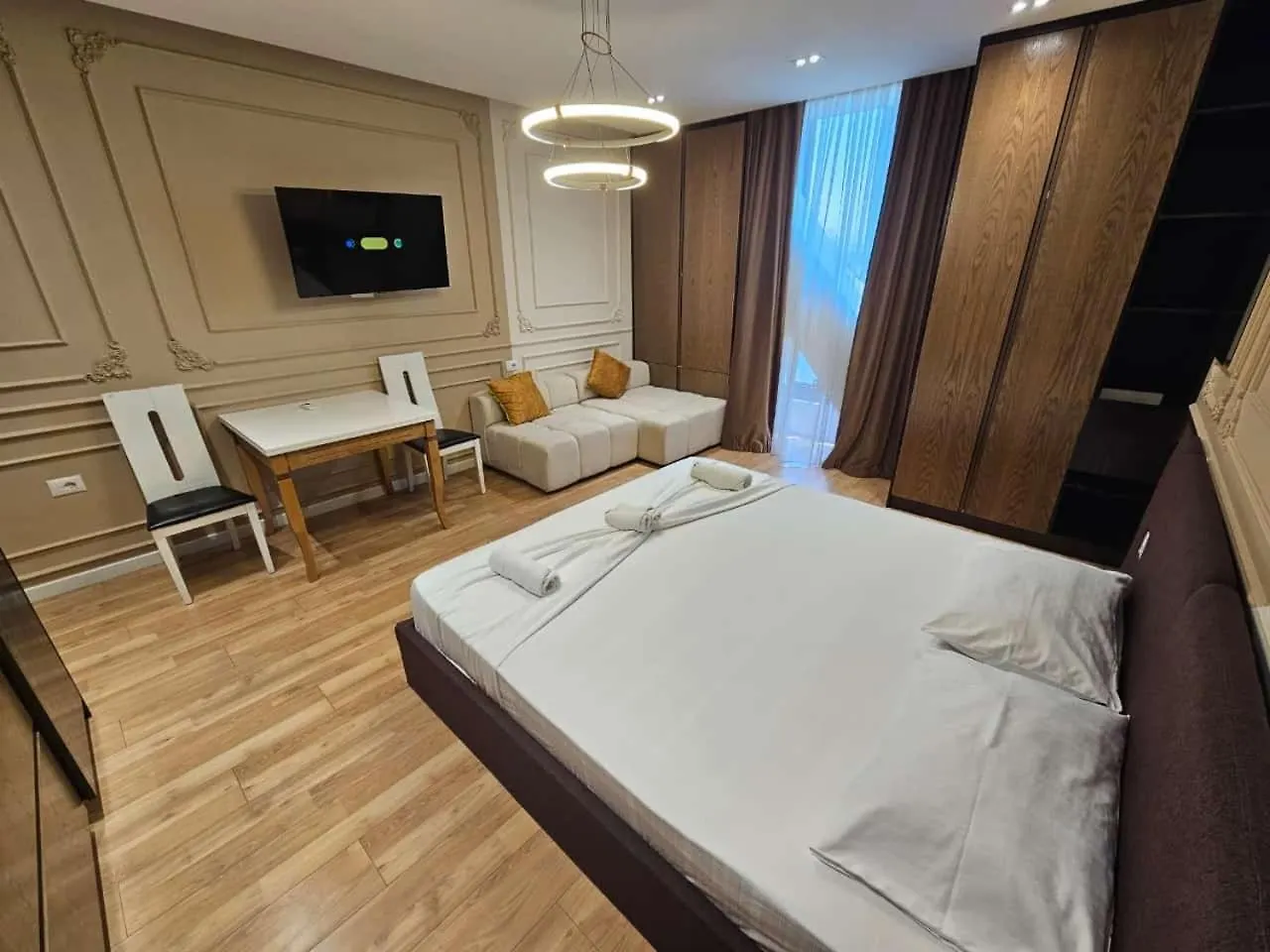 Square 21 Apartment location